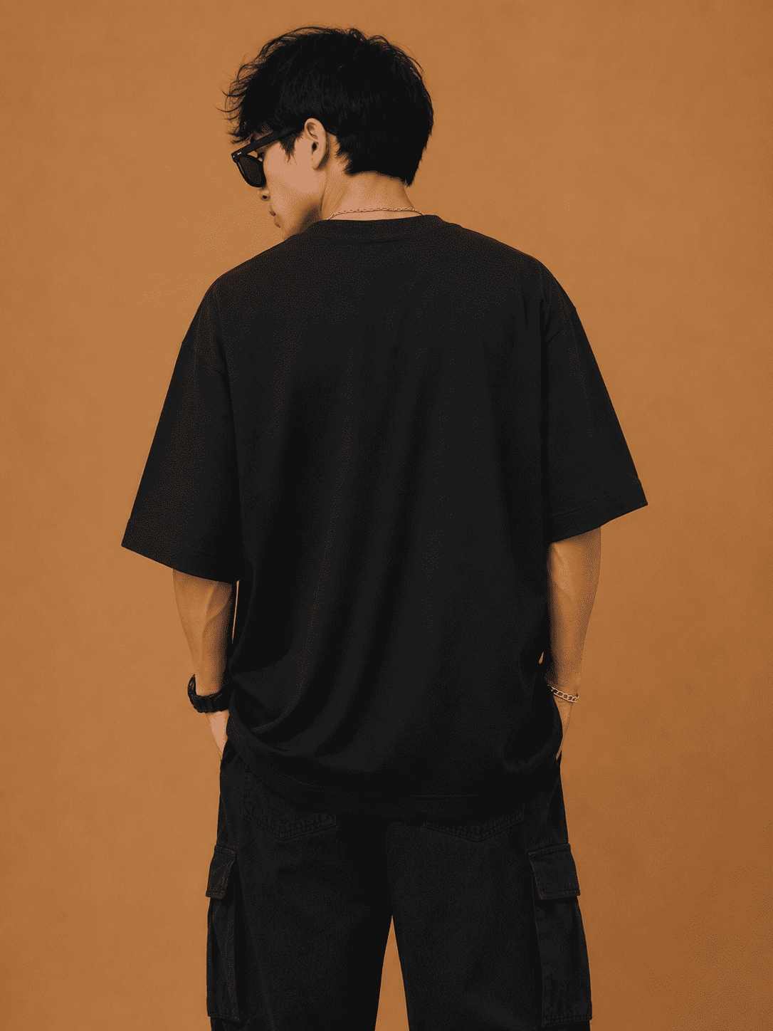 Brandz Home Utility Pocket Graphic Oversized T-Shirt – Black - Image 4