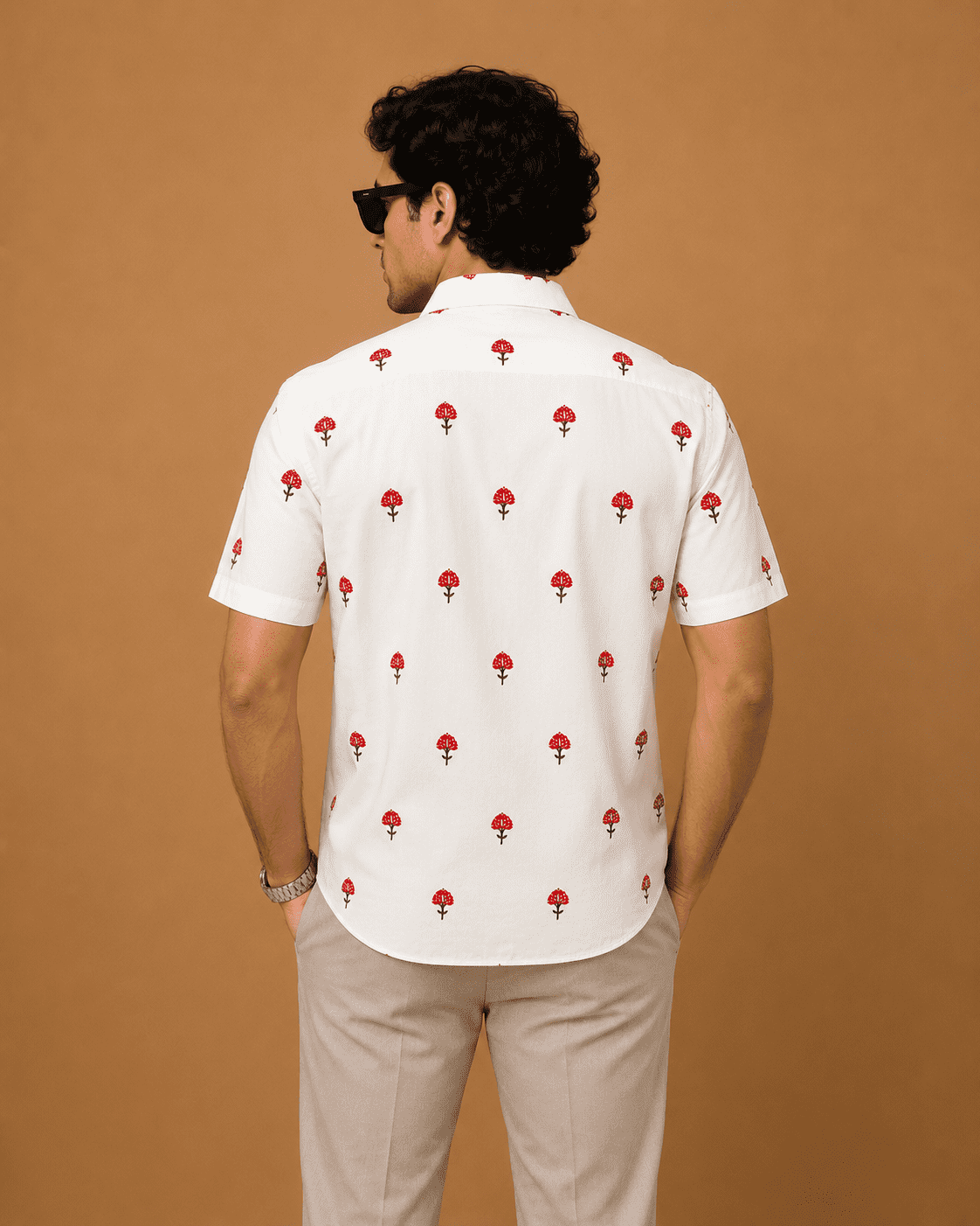 Mast & Harbour Men's White Floral Printed Cotton Casual Shirt - Image 4