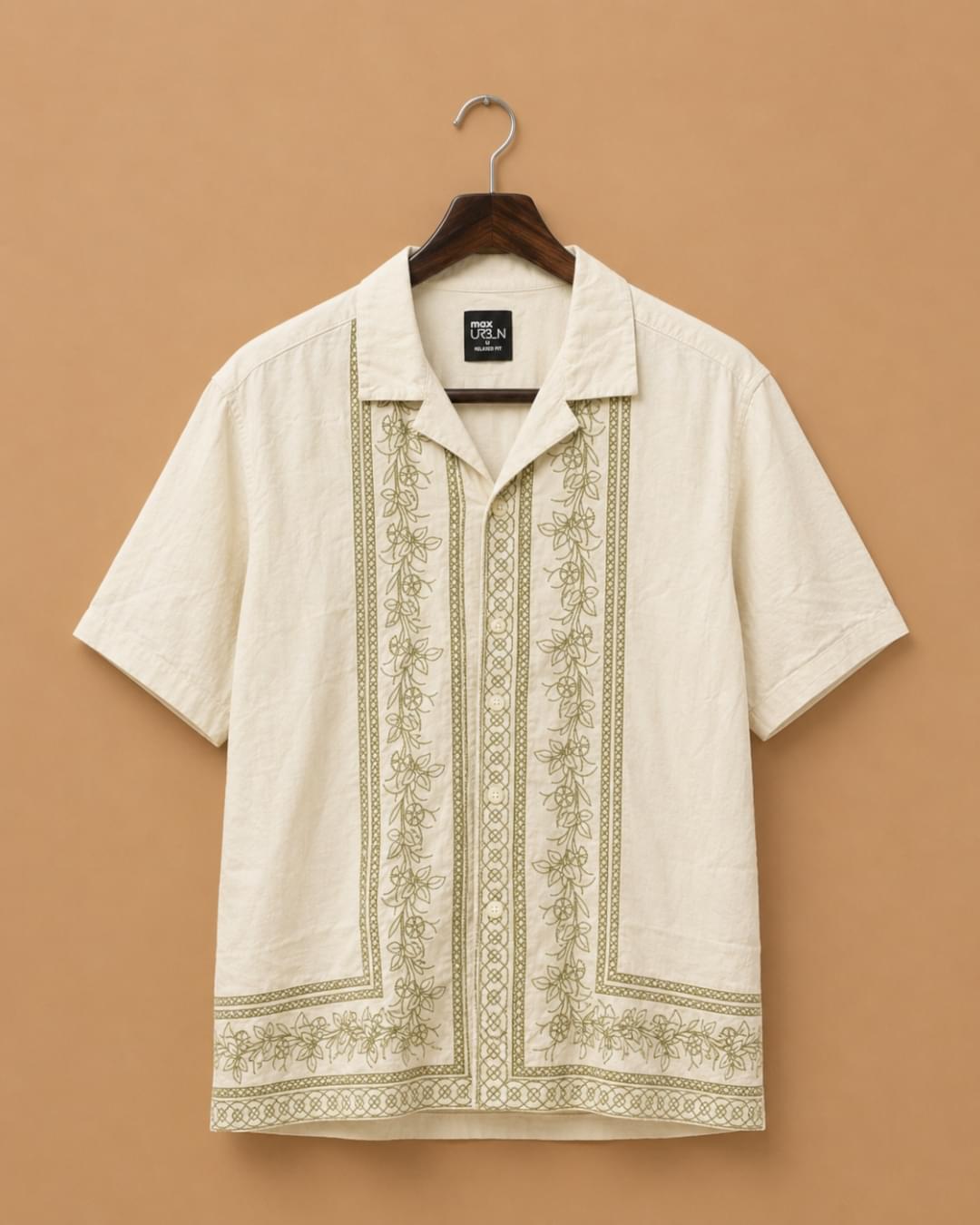 MAX Men's Off White Floral Embroidered Resort Collar Shirt